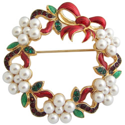Christmas Wreath Pin Brooch Gold Plated Metal Alloy Set With Enamel Sparkling Austrian Crystals and Pearl