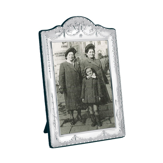 Classic Photo Frame Victorian Style 925 Sterling Silver English Hallmarks with Blue Velvet Back 13cm x 9cm