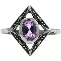 Elegant Ring Victorian Style 925 Sterling Silver English Hallmarks Set with Amethyst and Marcasite